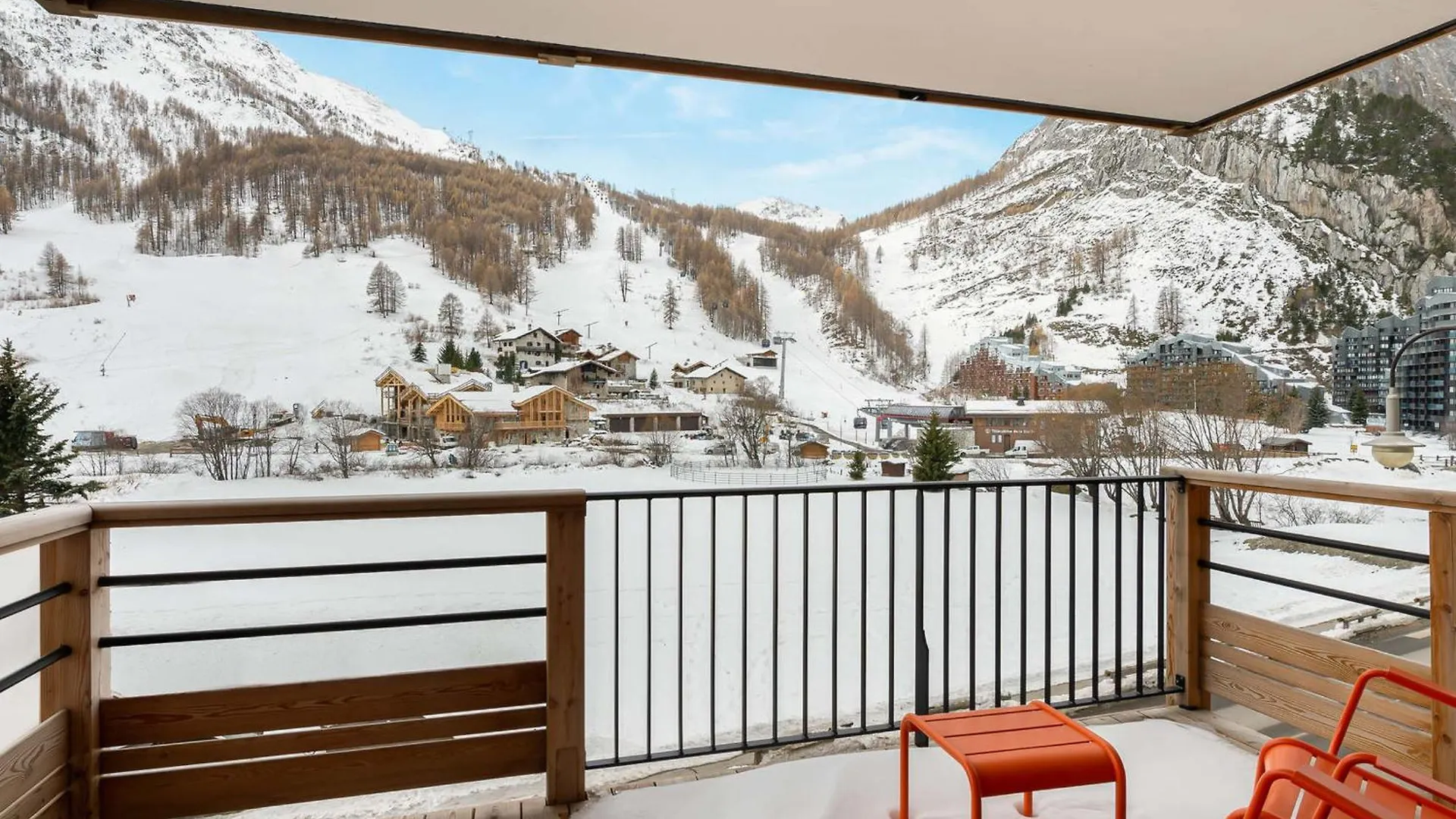 Appartement Montagnard A Val-D'Isere Pour 6 Avec Cheminee - Fr-1-844-6 0*,